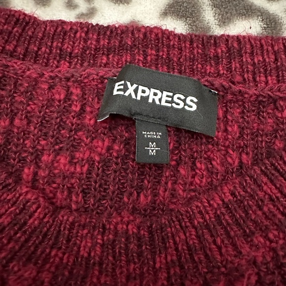 Express Tunic Sweater in Wine Burgundy Size Mediumum - Picture 11 of 14